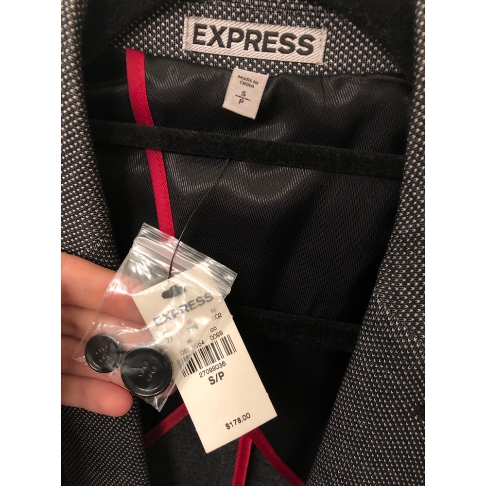 Express Blazer - Picture 3 of 5